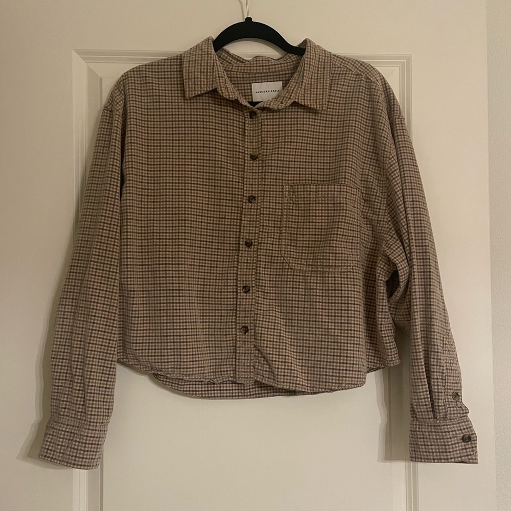American Eagle cropped corduroy shirt